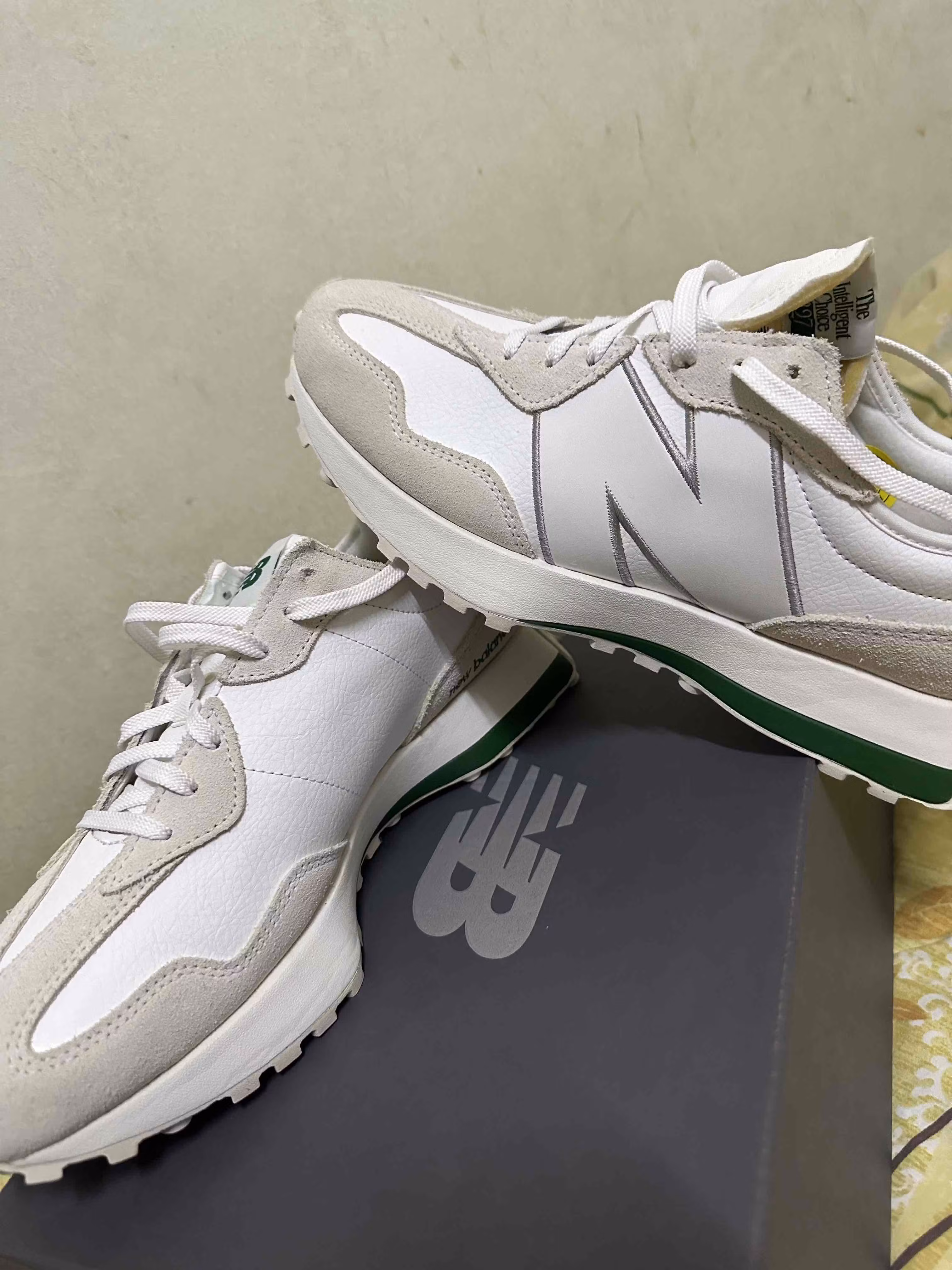 New Balance 327 'Cream Green' U327UNP New Balance 327 'Cream Green' U327UNP